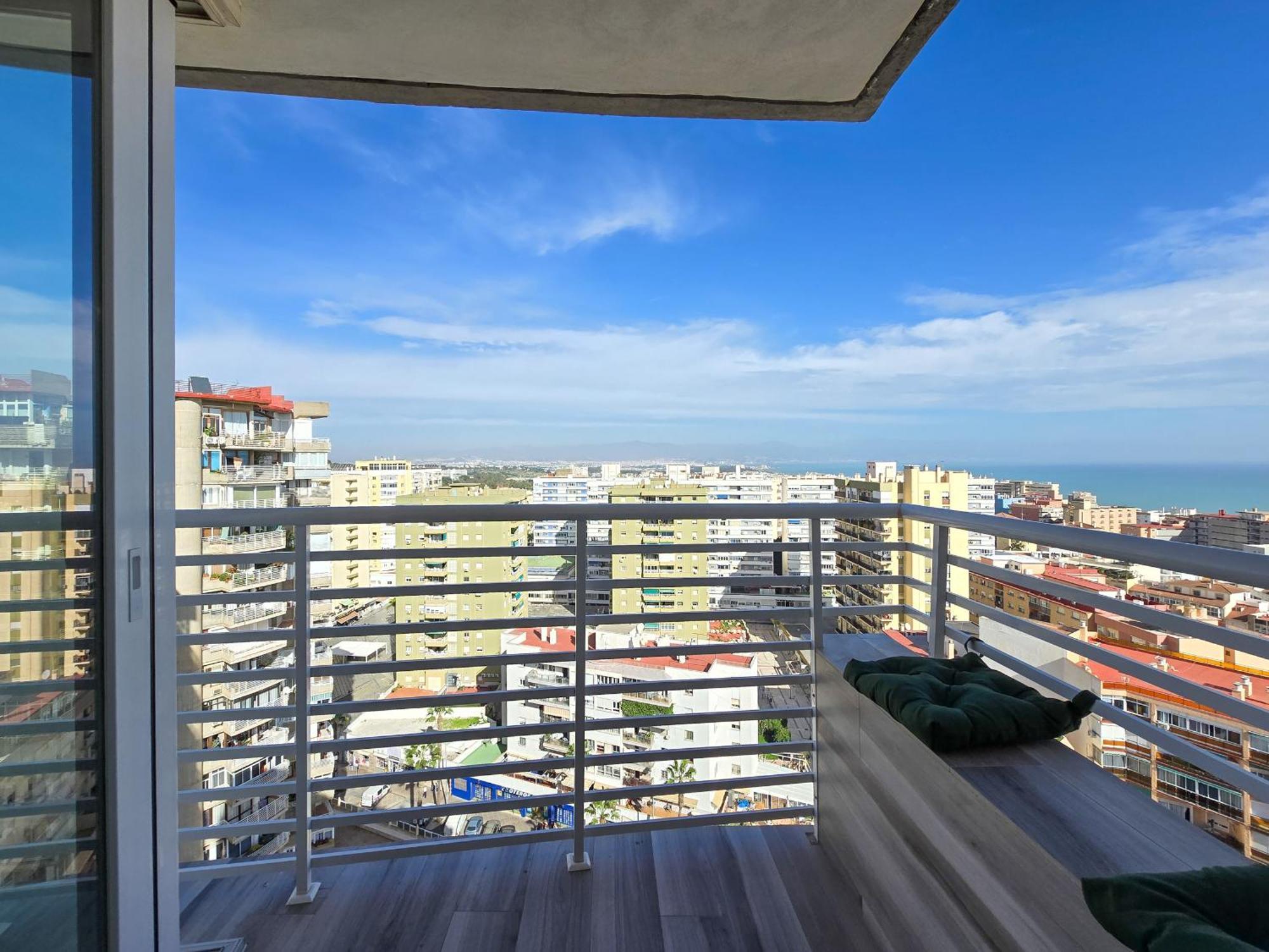 Special Sky Suite - Sea & Mountain Views- Torremolinos Center Экстерьер фото